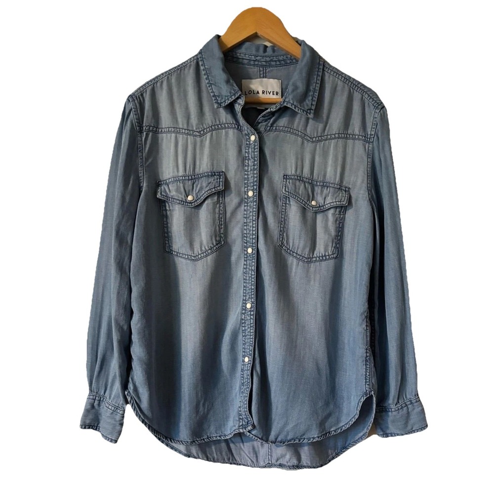Lola River Light Wash Denim Button-Up Shirt Women's Medium Boho Western